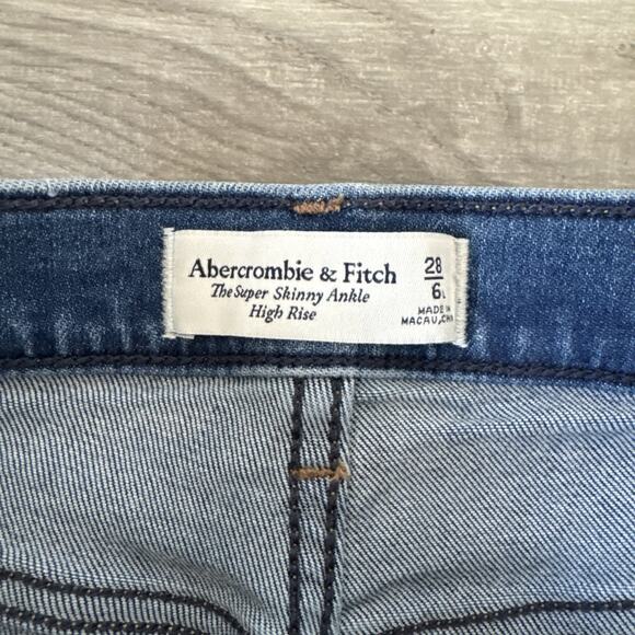 Abercrombie & Fitch High Rise Super Skinny Ankle Jeans Medium Wash sz 28/6 Long - Picture 4 of 7